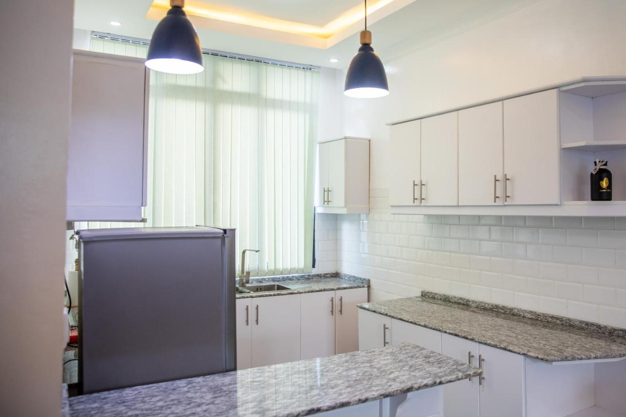 Ikaze Apartments Кигали Экстерьер фото